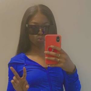 Meet your Posher, Bria